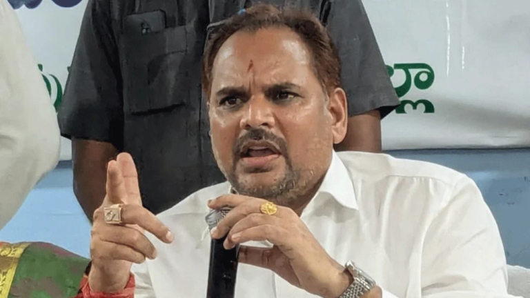 ప్లీజ్ న‌న్ను అలా పిల‌వ‌ద్దు - చిన్న‌శ్రీను